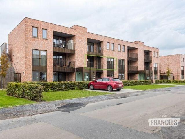 Quality apartment with car parking located in Poperinge!