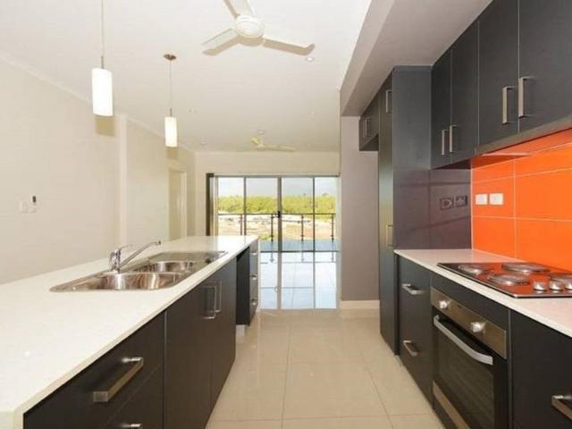 QUALITY APARTMENT IN CHARMING COMPLEX