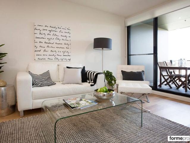 Quality Apartment Overlooking Hurtle Square