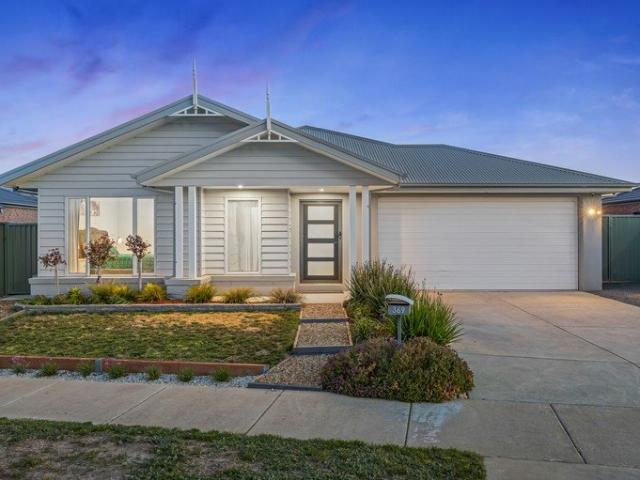 Quality Built by Twomey Homes Family Living with Every Detail Considered