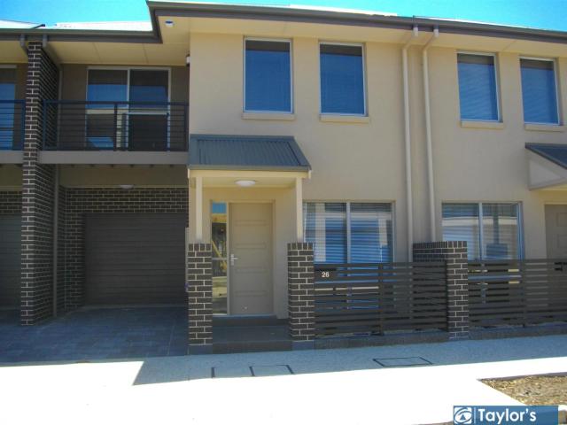 QUALITY BUILT & FEATURE PACKED TOWNHOUSE!