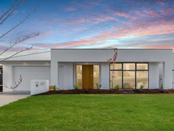 Quality, builders own home with gorgeous views