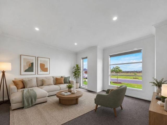 Quality Carlisle Built Living in a Sought After Tarneit Location!