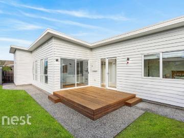 Quality, Comfort & Convenience in a Prime Kingston Location