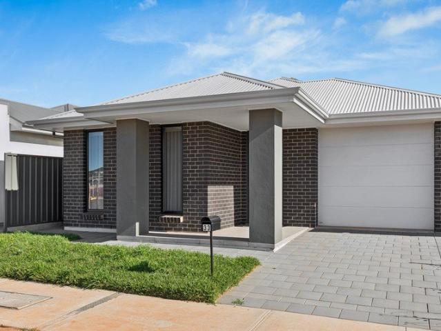 Quality, Comfort & Convenience in Munno Para West