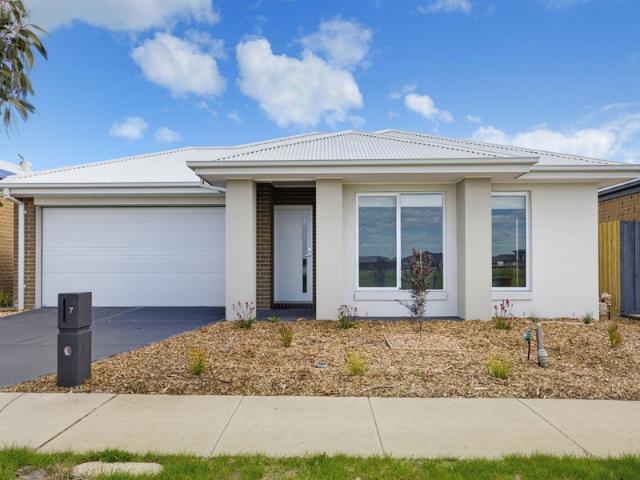 Quality, Comfort & Style in a Brand New Home