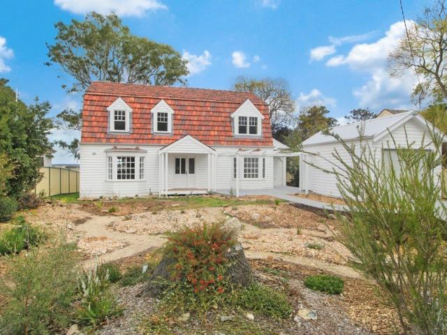 QUALITY DOWNTOWN HOME