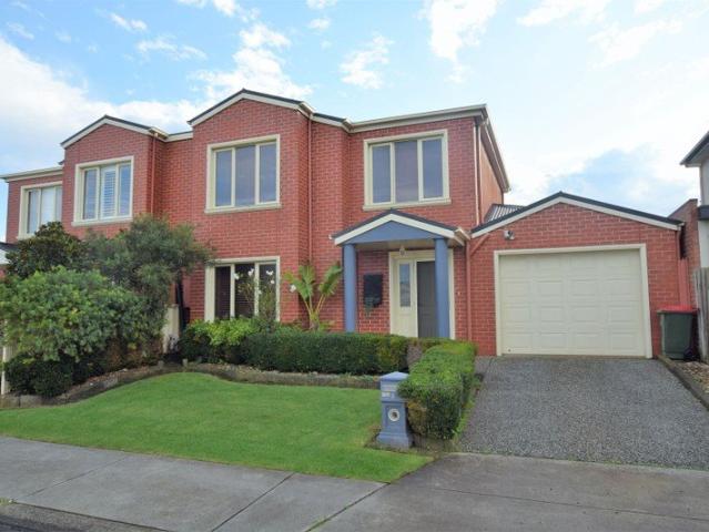 QUALITY FULLY FURNISHED TOWNHOUSE IN SOUTH WARRNAMBOOL