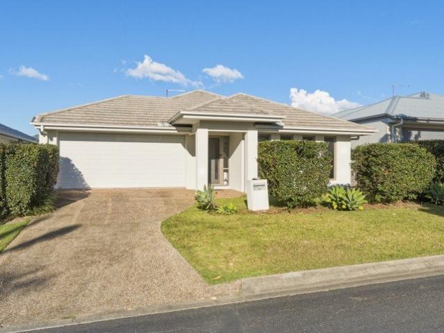 Quality Family Home in Sought After North Lakes Pocket