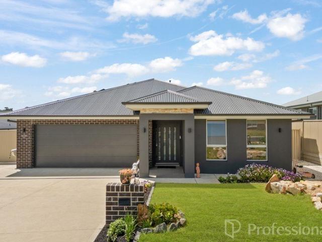 Quality Family Home with Exceptional Side Access