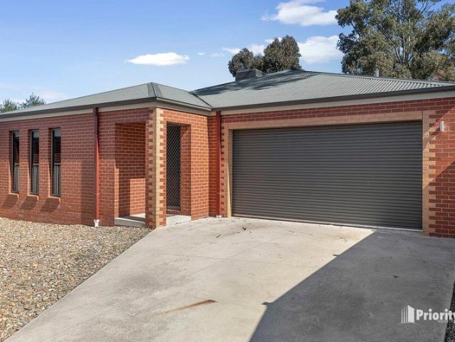 QUALITY FAMILY LIVING IN A THRIVING LOCATION!