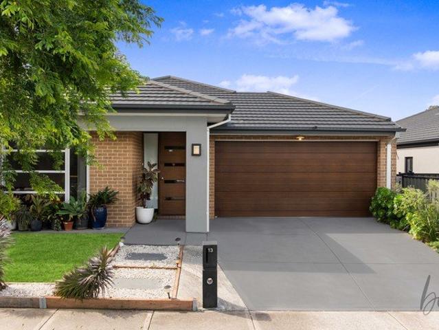 Quality Family Living in a Prime Craigieburn Location