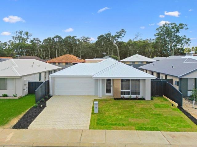 Quality Family Living in Waroona's Drakesbrook Estate