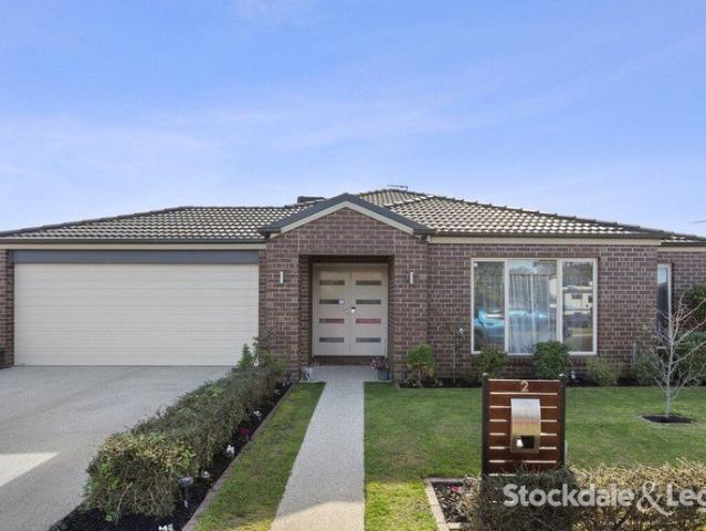 Quality family living with views