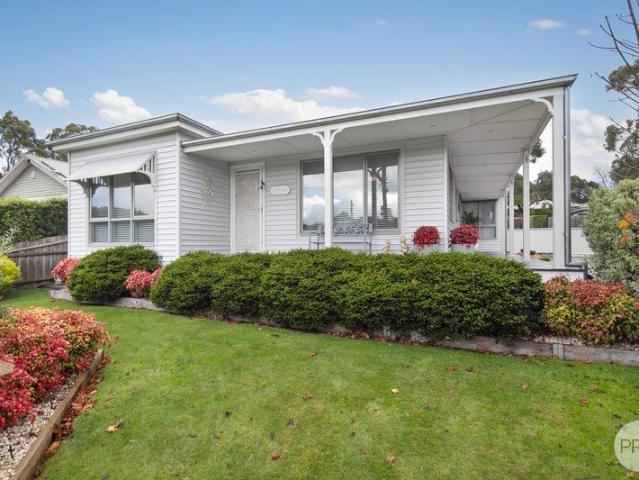 Quality Family Residence Close to All Gordon Amenities