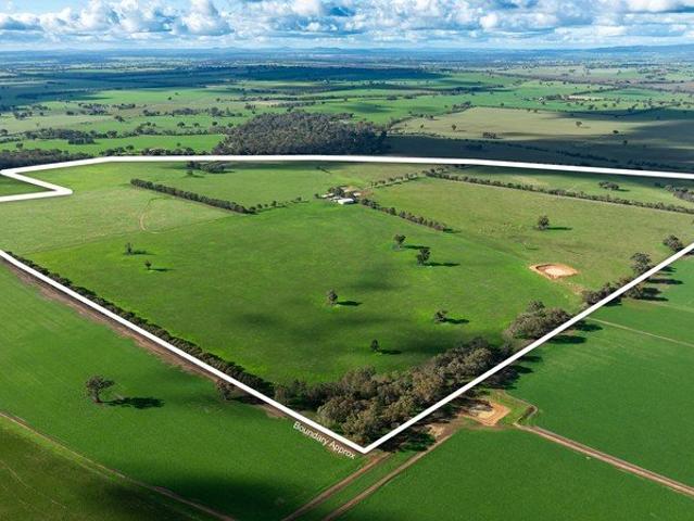 Quality Grazing & Lifestyle Opportunity 145.4*HA | 359.3*Acres