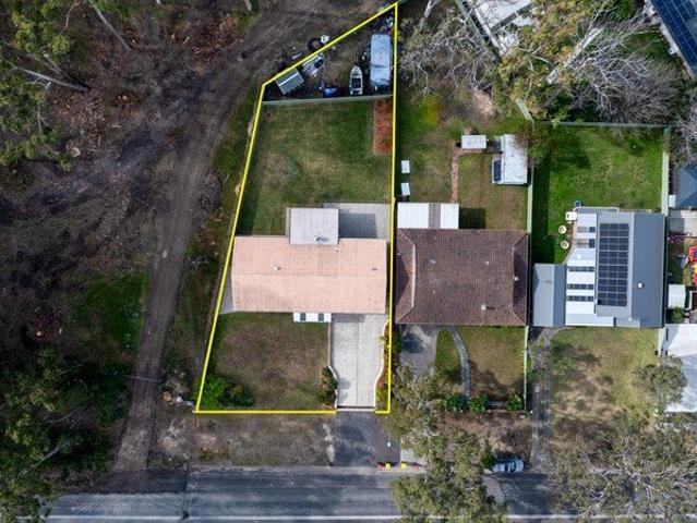 Quality Home, Excellent Storage on 964sqm