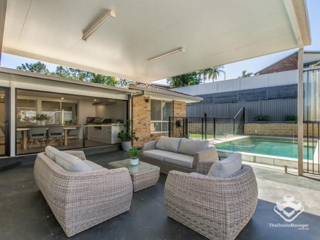 QUALITY HOME IN QUIET STREET