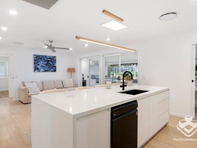 QUALITY HOME IN QUIET STREET
