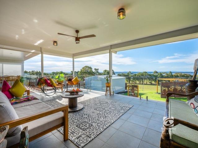 QUALITY HOME, IDYLLIC VIEWS