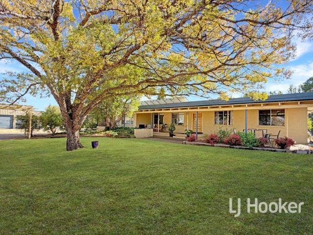 Quality Home, Shedding & Acreage in Prime Location