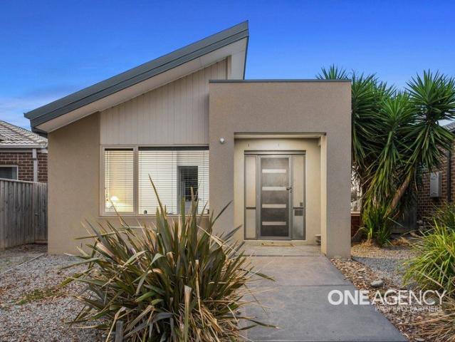 Quality Home Surrounded By Shops, Schools and Public Transport!