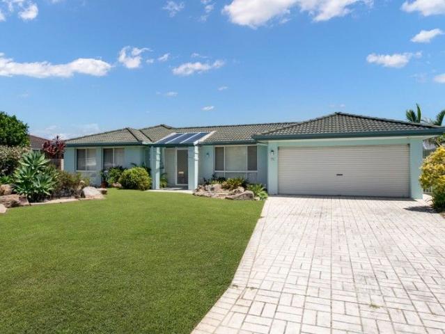 Single Level Beachside Home So Much Potential Whisper Quiet Location