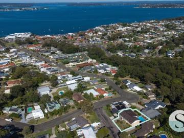 Belmont, Newcastle, Newcastle - Garden