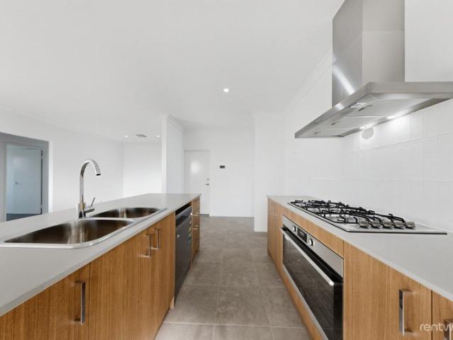 QUALITY LIVING CLOSE TO THE COAST