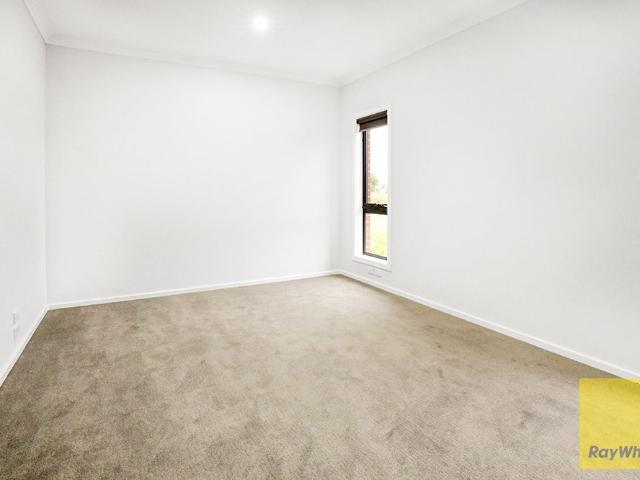 Quality Living in a Prime Strathtulloh Setting!