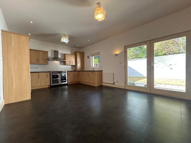 Quality Street, Edinburgh EH4, 3 bed detached house to rent, £2,100 pcm | PrimeLocation