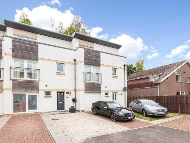 Quality Street, Edinburgh, EH4 3 bed house to rent £2,100 pcm £485 pw