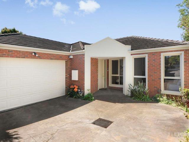 Quality Single Level Easy Living in Harp Village Setting