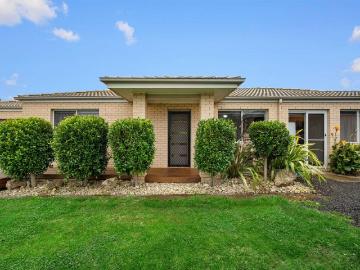 Koroit, Woolsthorpe - Parking, Equipped kitchen
