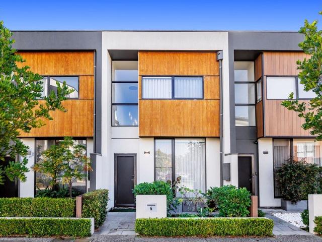 Quality Torrens Title Living with Lifestyle Appeal