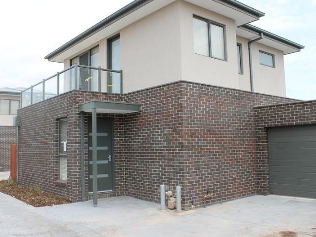 Quality Townhouse Living in a Desirable Parkside Location