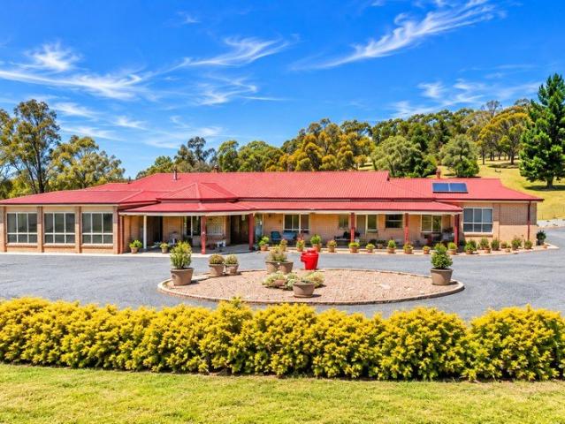 Quality 100 Acre Grazing & Family Home Property Just 15 Minutes from Goulburn