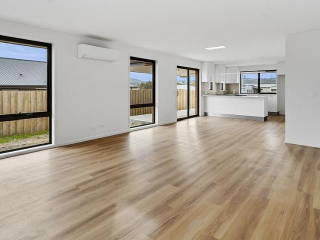Quality 3 bed 2 bath home