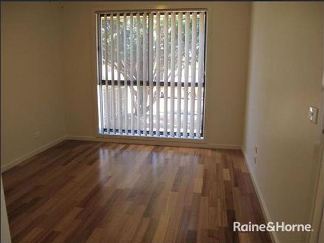 Quality 3 bedroom home in Great Cental Location!