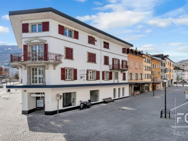 Qualitativ hochwertiges Gewerbegebäude im Herzen der Stadt – Sichtbarkeit und Potenzial