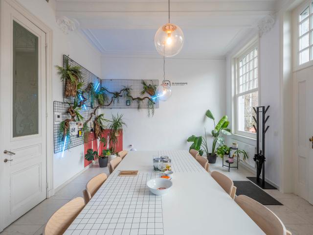Quares Vastgoed | Commercieel | 7744403 | Karaktervo.