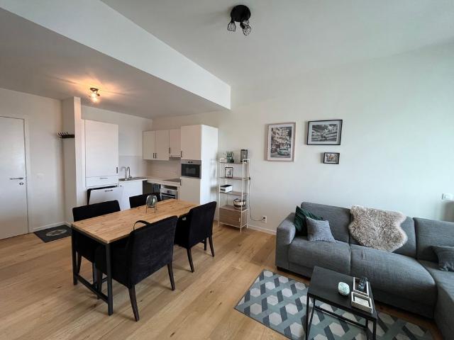 Quares Vastgoed | Appartement | Bemeubeld. | 7801950