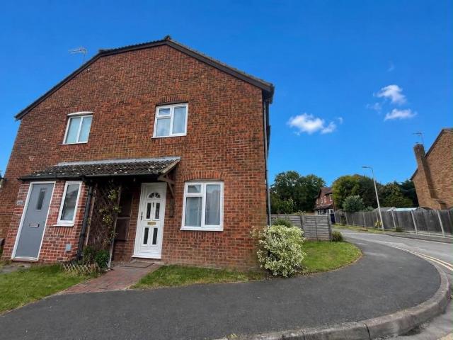 Quarrington Close, Thatcham RG19, 1 bed semi detached house to rent, £1,150 pcm | PrimeLocation