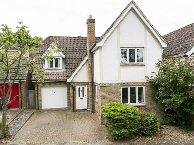 Quarry Bank, Tonbridge TN9, 4 bed property to rent, £2,795 pcm | PrimeLocation