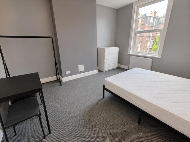 Quarry Mount Street, Leeds 3 bed house to rent £1,885 pcm £435 pw