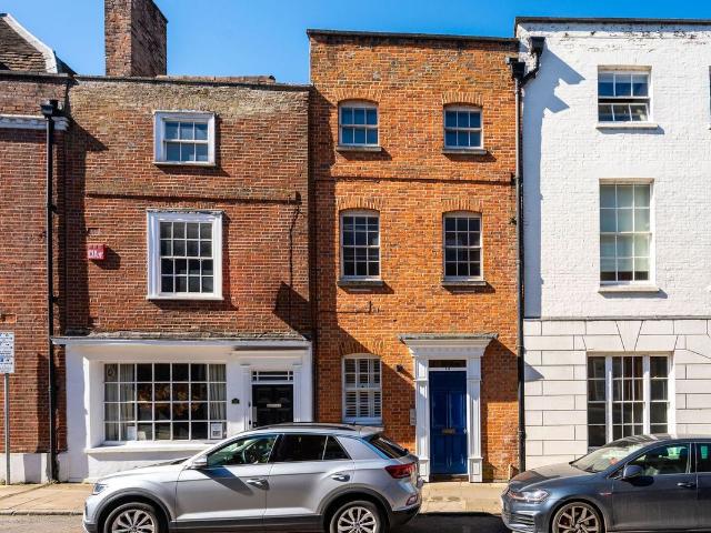 Quarry Street, Guildford GU1, Studio to rent, £1,450 pcm | PrimeLocation