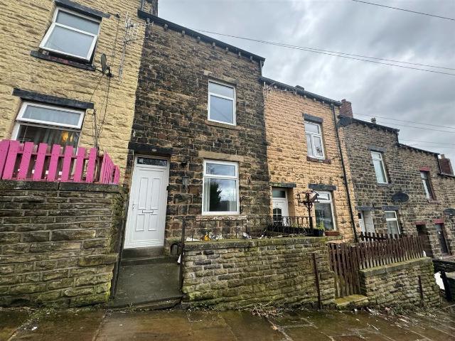 Quarry Street, Keighley BD21, 3 bed terraced house to rent, £825 pcm | PrimeLocation