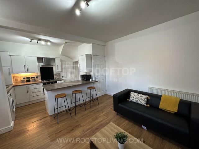 Quarry Street, Leeds LS6, 4 bed shared accommodation to rent, £2,860 pppm | PrimeLocation