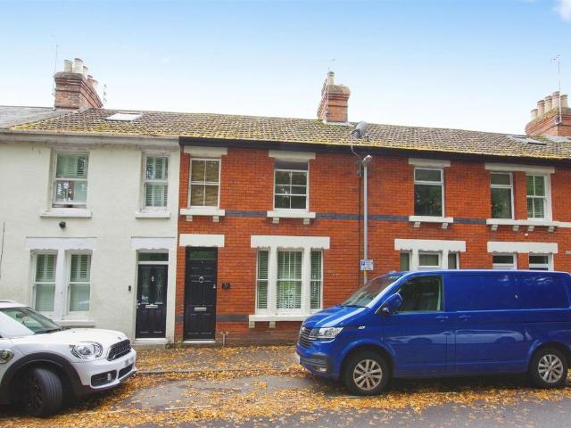 Quarry Rd, Old Town, Swindon SN1, 3 bed terraced house to rent, £1,450 pcm | PrimeLocation