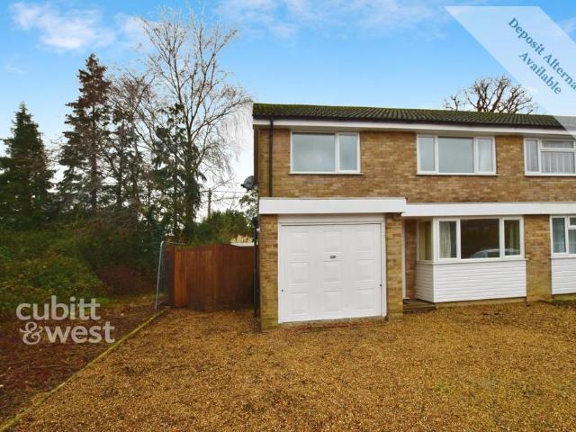 Quarry Way Southwater RH13 3 bed semi detached house to rent £2,100 pcm £485 pw